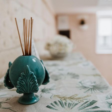 Terrae Hydrunti Bed & Breakfast Lecce Bagian luar foto