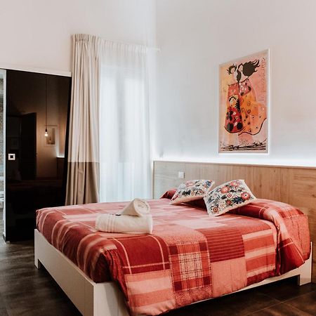 Terrae Hydrunti Bed & Breakfast Lecce Bagian luar foto