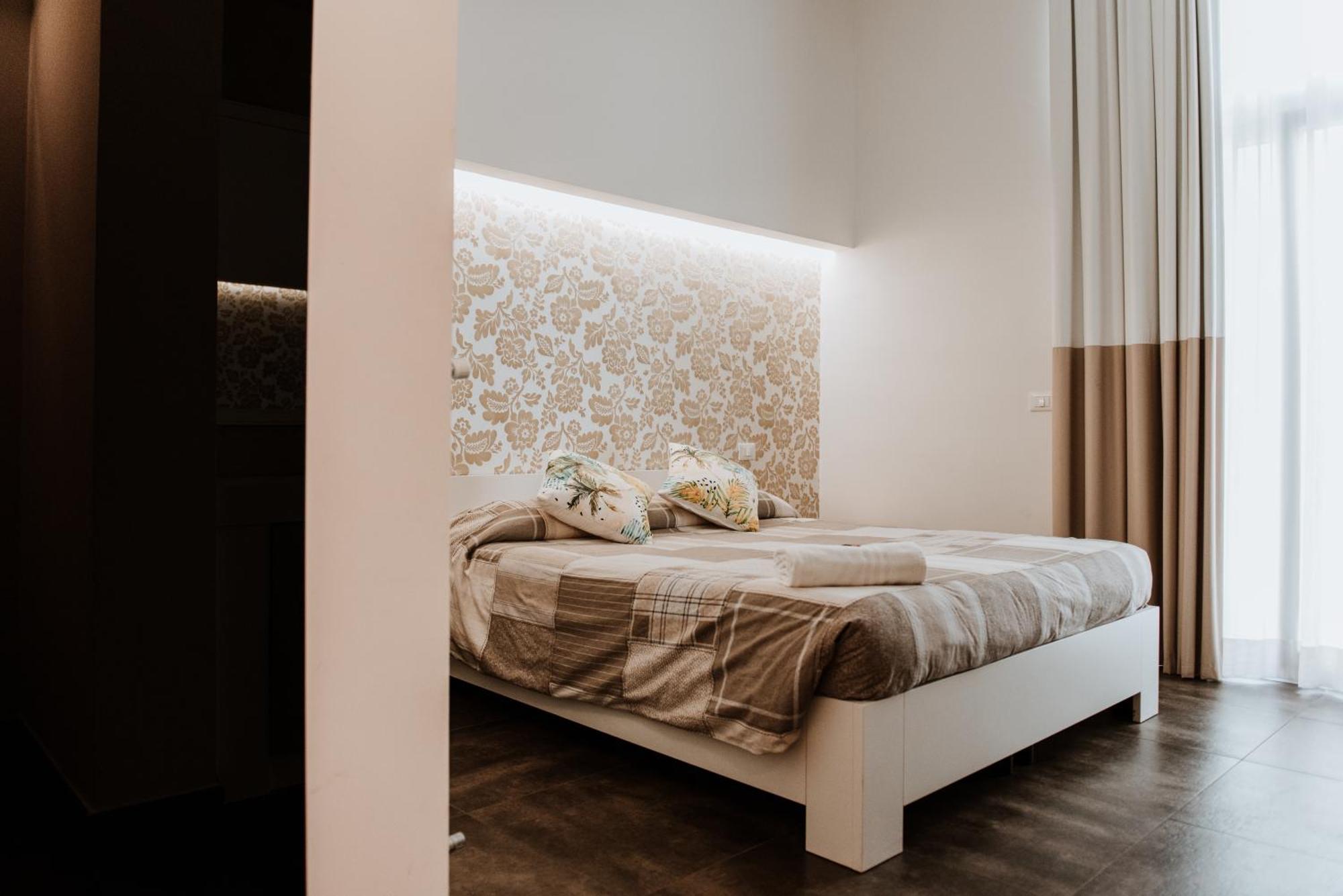 Terrae Hydrunti Bed & Breakfast Lecce Bagian luar foto