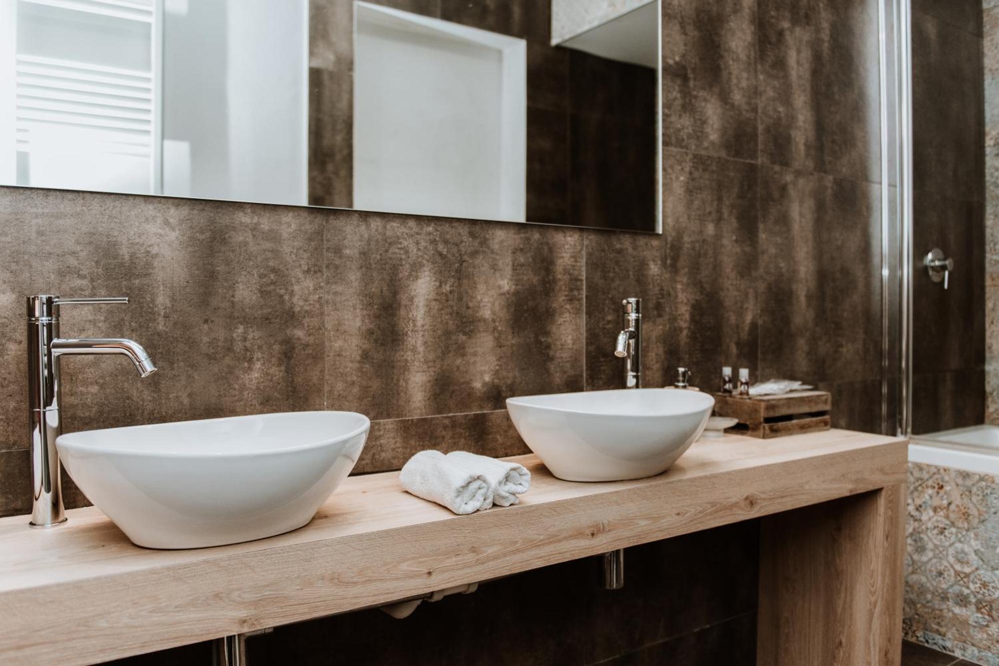 Terrae Hydrunti Bed & Breakfast Lecce Bagian luar foto